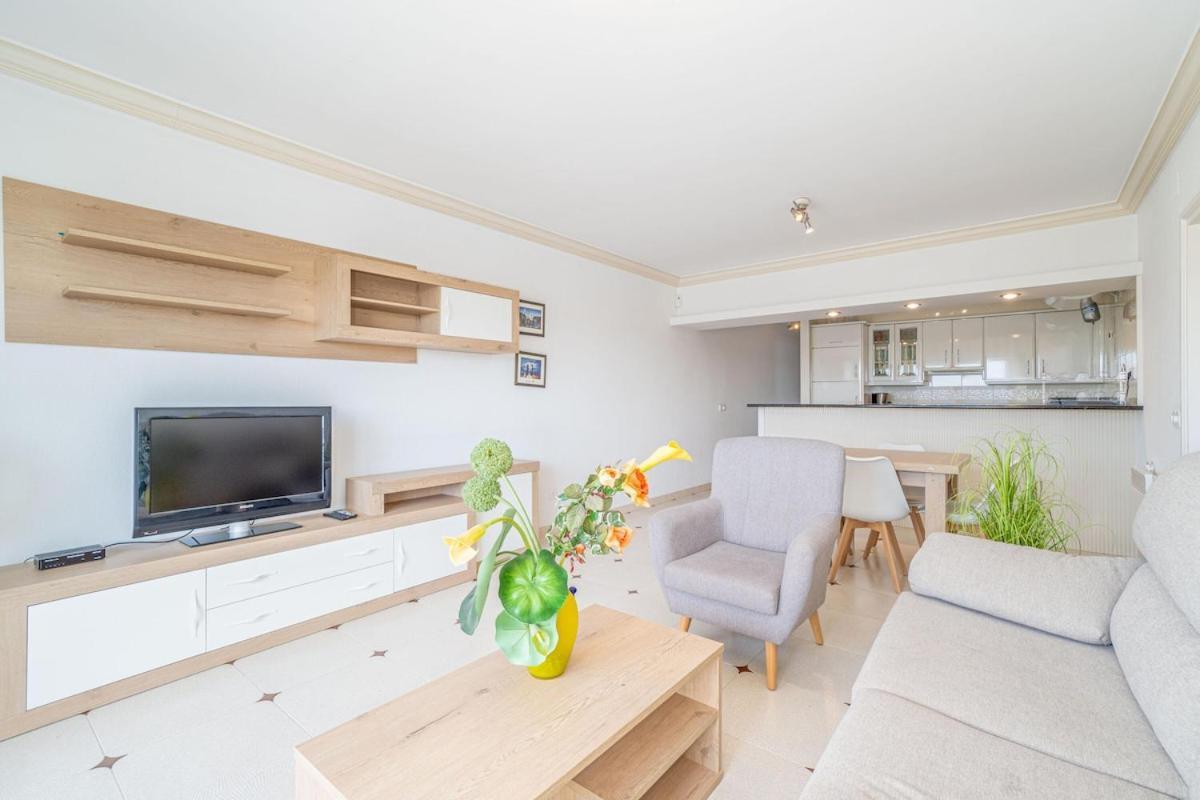 1005 Apartamento Con Vistas Al Lago San Maurici By Homeselectspain Емпуриабрава Екстериор снимка